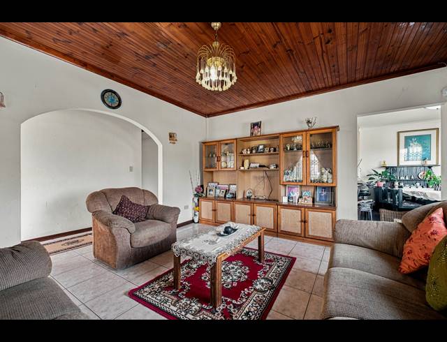 3 BEDROOM HOUSE FOR SALE IN TINLEY MANOR